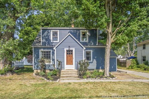 537 Graafschap Road, Holland, MI, 49423 | Card Image