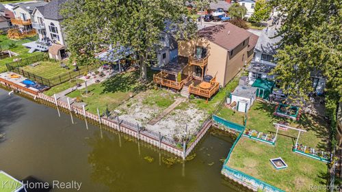 37881 Sunnybrook St, Harrison Township, MI, 48045-2784 | Card Image