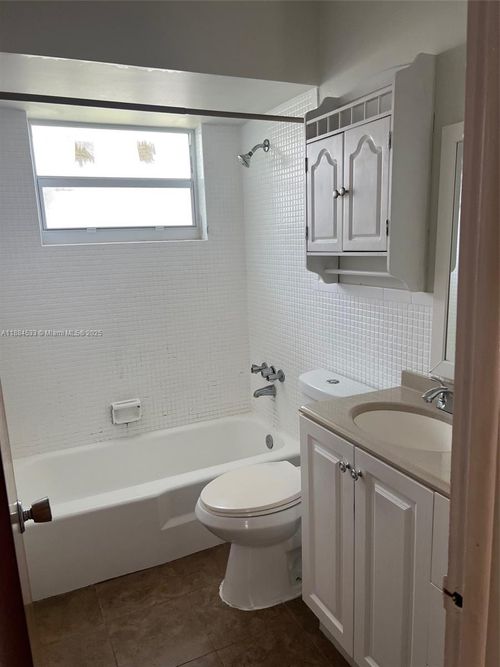 apt-2-4841 Sw 45th Ave, Fort Lauderdale, FL, 33314-5669 | Card Image