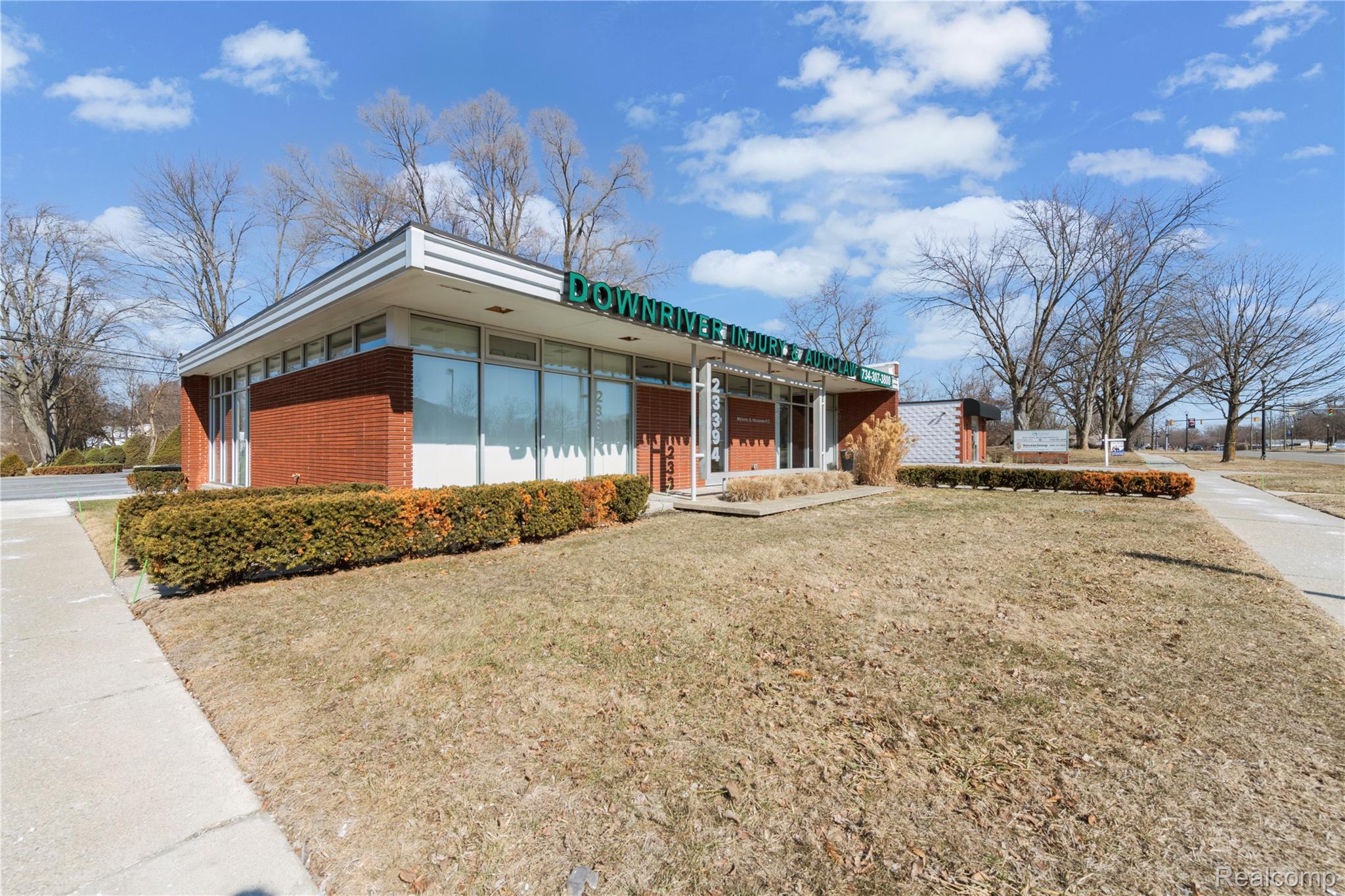 Commercial Lease in Taylor 3