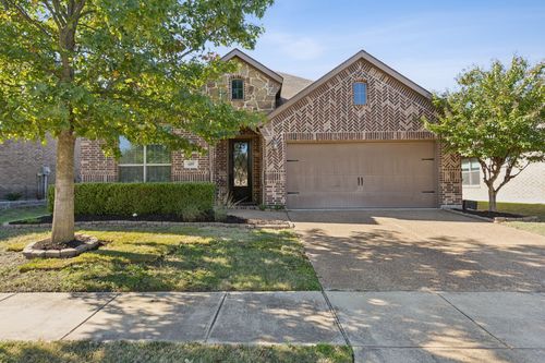 689 Barringer Ct, Fate, TX, 75087-6926 | Card Image