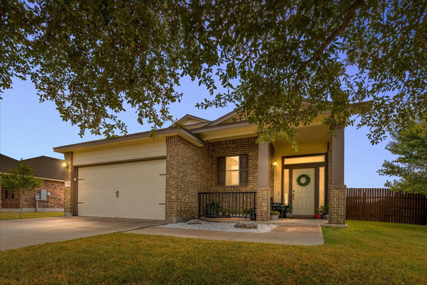 Paint Brush Dr, Lockhart, TX 78644