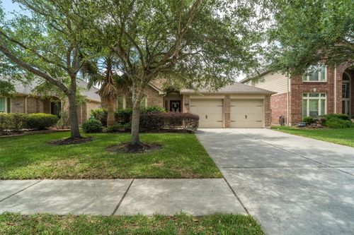3124 Crystal Cascade Ln, League City, TX, 77573-6119 | Card Image