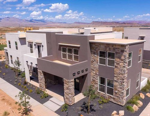 519 W Olive Ln, St. George, UT, 84790-5310 | Card Image