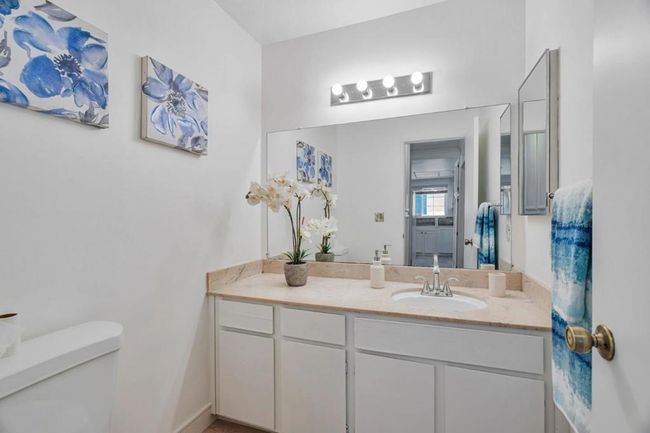 722 Duncanville Ct, Townhouse with 2 bedrooms, 3 bathrooms and 2 parking in Campbell CA | Image 25
