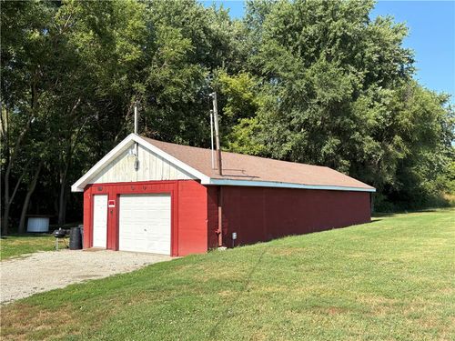 500 Garfield St, Pana, IL, 62557-1270 | Card Image