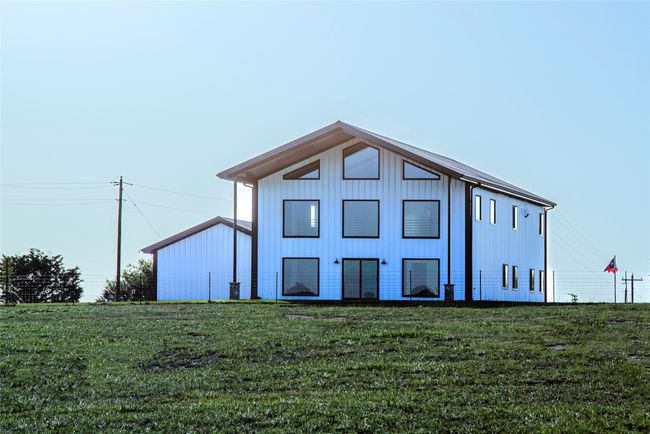 2320 Pr 2901, House other with 4 bedrooms, 3 bathrooms and null parking in Hamilton TX | Image 24