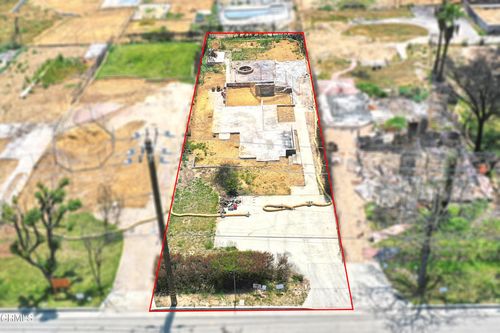 32 E Palm St, Altadena, CA, 91001-4822 | Card Image