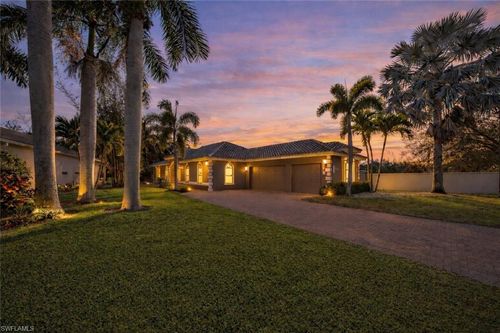 9701 Springlake Cir, ESTERO, FL, 33928-6285 | Card Image