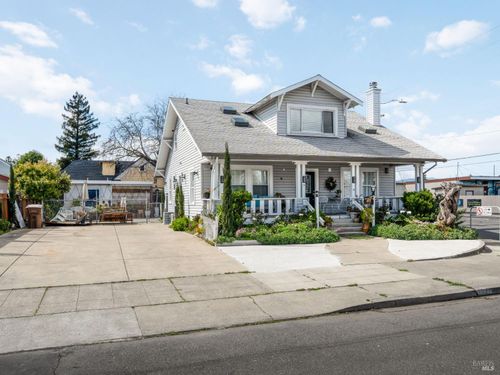 2325 Georgia Street, Napa, CA, 94559 | Card Image