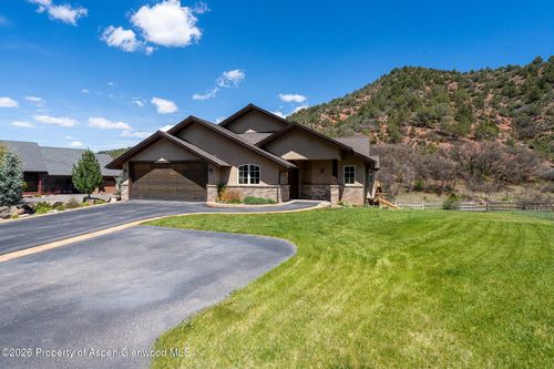13 Laird Ln, Glenwood Springs, CO, 81601-9290 | Card Image