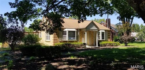 17707 Wild Horse Creek Rd, Chesterfield, MO, 63005-3710 | Card Image