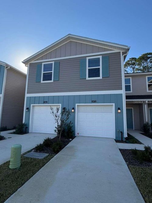 5470 Nw 22nd Dr, Gainesville, FL, 32653-0909 | Card Image