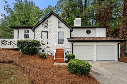 183 Kathryn Ln, Marietta, GA, 30066-3450 | Card Image