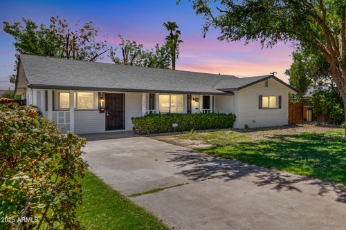 1627 E Solano Dr, Phoenix, AZ, 85016-2526 | Card Image
