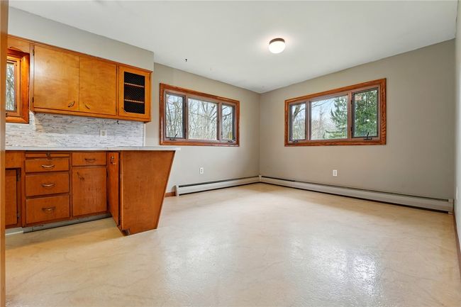 181 Fawn Ln, House other with 3 bedrooms, 2 bathrooms and 1 parking in New Castle PA | Image 4