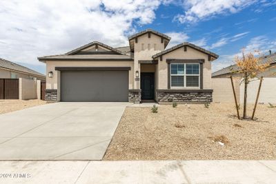 24066 W Flores Drive, House other with 3 bedrooms, 2 bathrooms and null parking in Buckeye AZ | Image 1