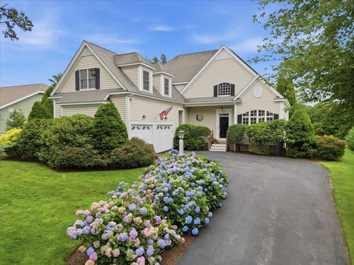 43 White Cliff Dr, Plymouth, MA, 02360-8009 | Card Image