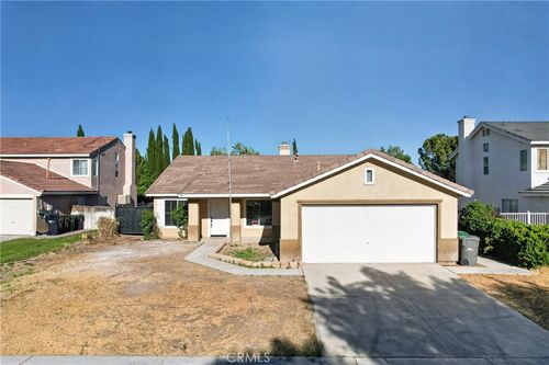 44746 Ranchwood, Lancaster, CA, 93536 | Card Image