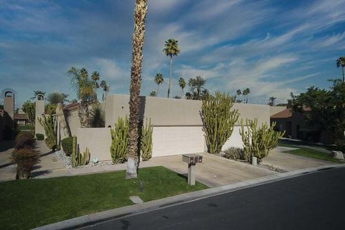 17 Lake Shore Dr, Rancho Mirage, CA, 92270-4054 | Card Image