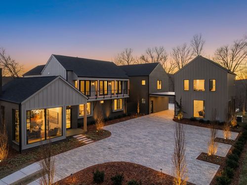 3976 New Highway 96 W, Franklin, TN, 37064-4777 | Card Image