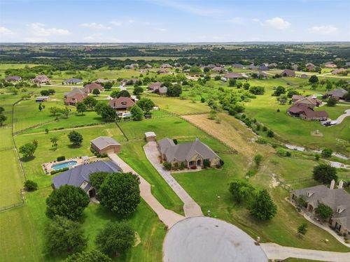 6900 Breezy Bluff Ct, Fort Worth, TX, 76126-6428 | Card Image
