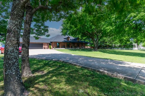 9225 E 116th St N, Owasso, OK, 74055-6584 | Card Image