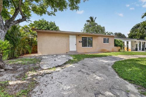 6281 Nw 14th Ct, Sunrise, FL, 33313-6131 | Card Image