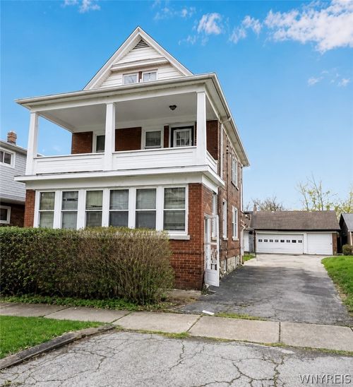 2217 Falls St, Niagara Falls, NY, 14303-1808 | Card Image