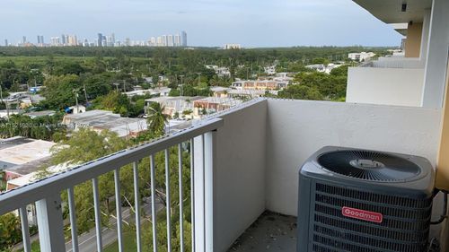 apt-910-2000 135th St, North Miami, FL, 33181-2164 | Card Image