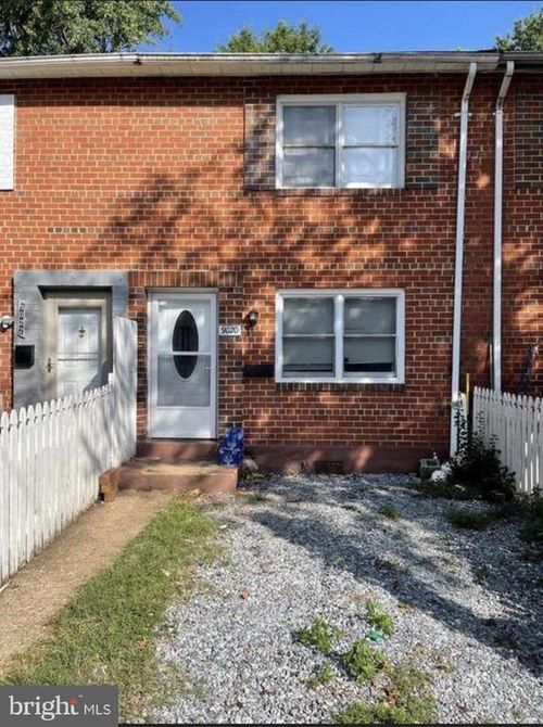 9020 Merrimack Dr, MANASSAS, VA, 20110-5712 | Card Image