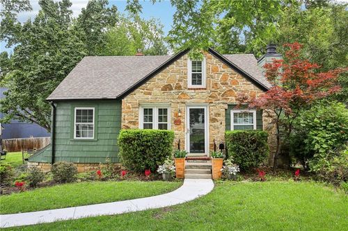 4208 W 48th St, Roeland Park, KS, 66205-1363 | Card Image