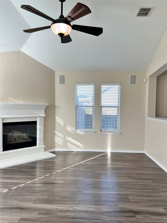 10409 Nelson Dr, House other with 3 bedrooms, 2 bathrooms and null parking in Benbrook TX | Image 17