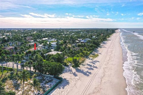 40 5th Ave S, Naples, FL, 34102-8607 | Card Image