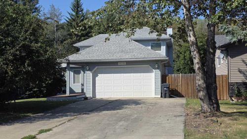 10722 91 St, Peace River, AB, T8S1R1 | Card Image