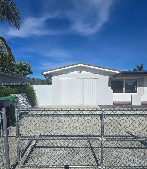 1-19733 Sw 119th Ct, Miami, FL, 33177-4334 | Card Image