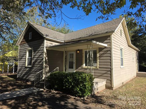 412 Park Ave, Pineville, NC, 28134-8514 | Card Image