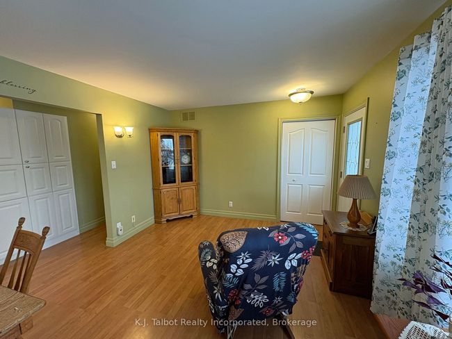 94 Montcalm St, House other with 2 bedrooms, 2 bathrooms and 6 parking in Goderich ON | Image 7
