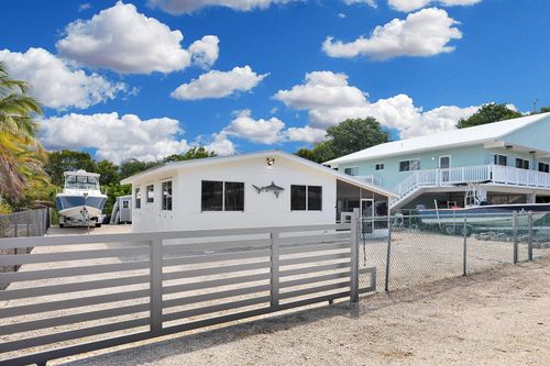20 Palm Dr, Key Largo, FL, 33037-3206 | Card Image