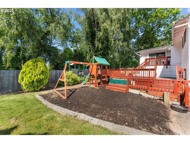 1845 Sw 18 Th Ct, House other with 4 bedrooms, 3 bathrooms and 2 parking in Gresham OR | Image 38