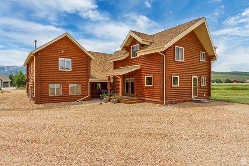 366 Valley Dr, Park City, UT, 84098-5718 | Card Image