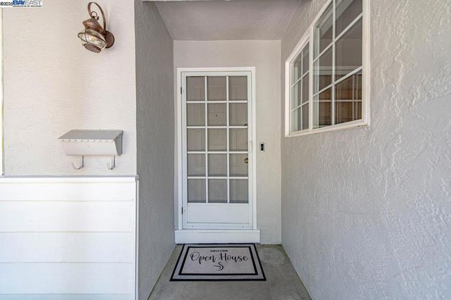 285 Edythe St, House other with 3 bedrooms, 2 bathrooms and 2 parking in Livermore CA | Image 4