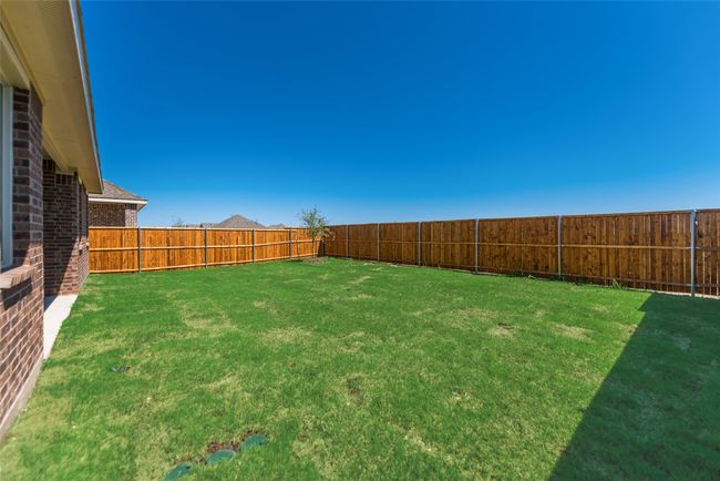 5904 Priory Dr, House other with 4 bedrooms, 2 bathrooms and null parking in Aubrey TX | Image 36