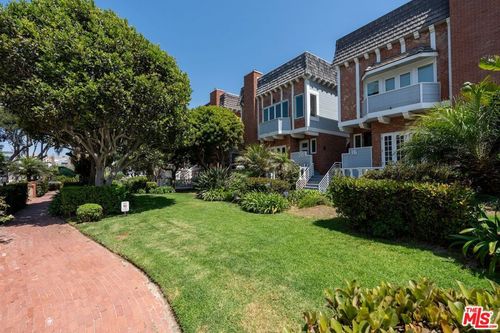 1-20 Ketch St, Marina del Rey, CA, 90292-5909 | Card Image