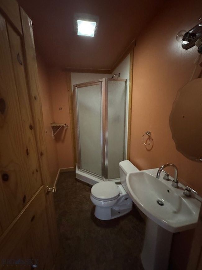 Lower Unit | Image 12