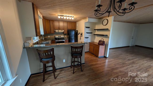 UNIT-402 - 105 Toxaway Views Dr, Condo with 2 bedrooms, 2 bathrooms and null parking in Lake Toxaway NC | Image 7