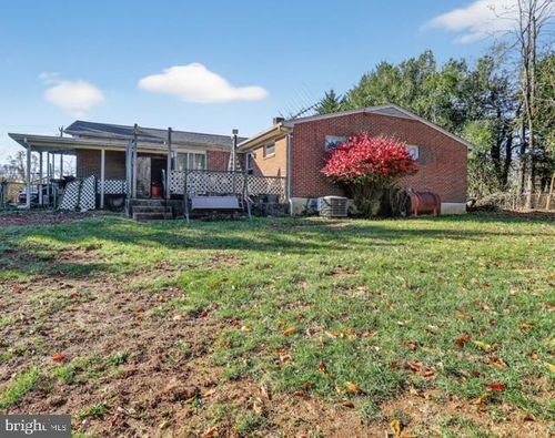 1952 Rainbow Forest Dr, LYNCHBURG, VA, 24502-3177 | Card Image