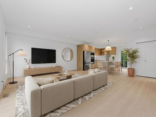 30-20335 70a Avenue, Langley, BC, V2Y1S8 | Card Image