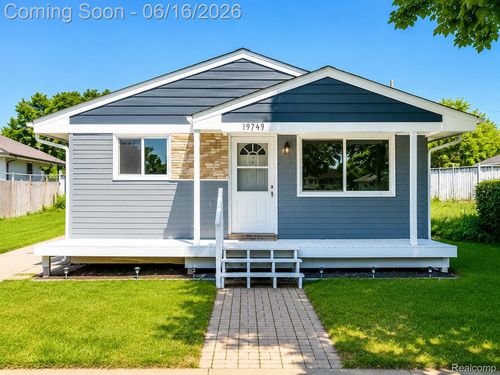 19749 Broadacres St, Clinton Township, MI, 48035-3914 | Card Image