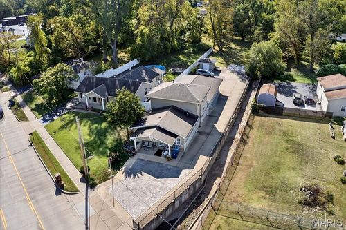 16 Midland Ave, Maryland Heights, MO, 63043-2626 | Card Image